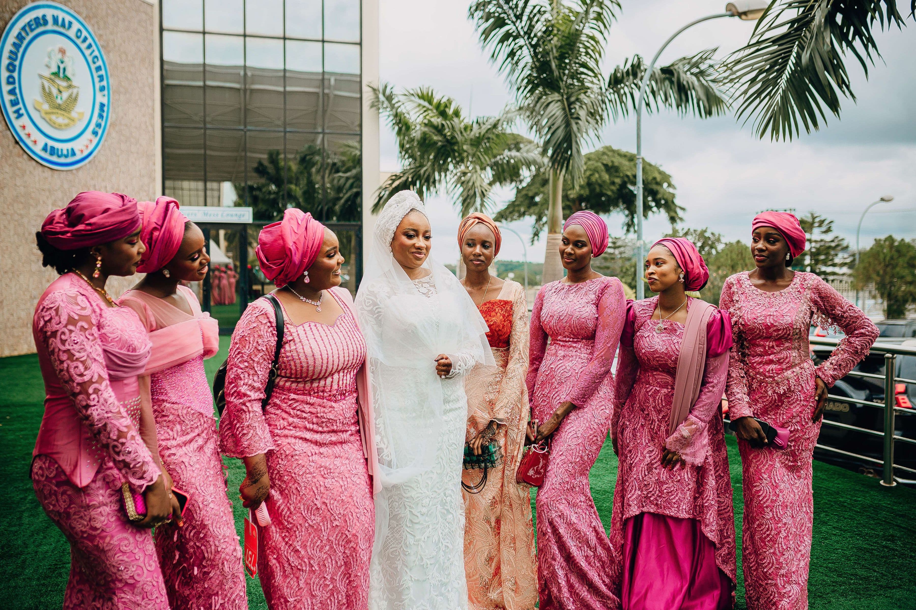 The Aso Ebi Tradition: How to Coordinate Fabric for Your Nigerian Wedding Guests