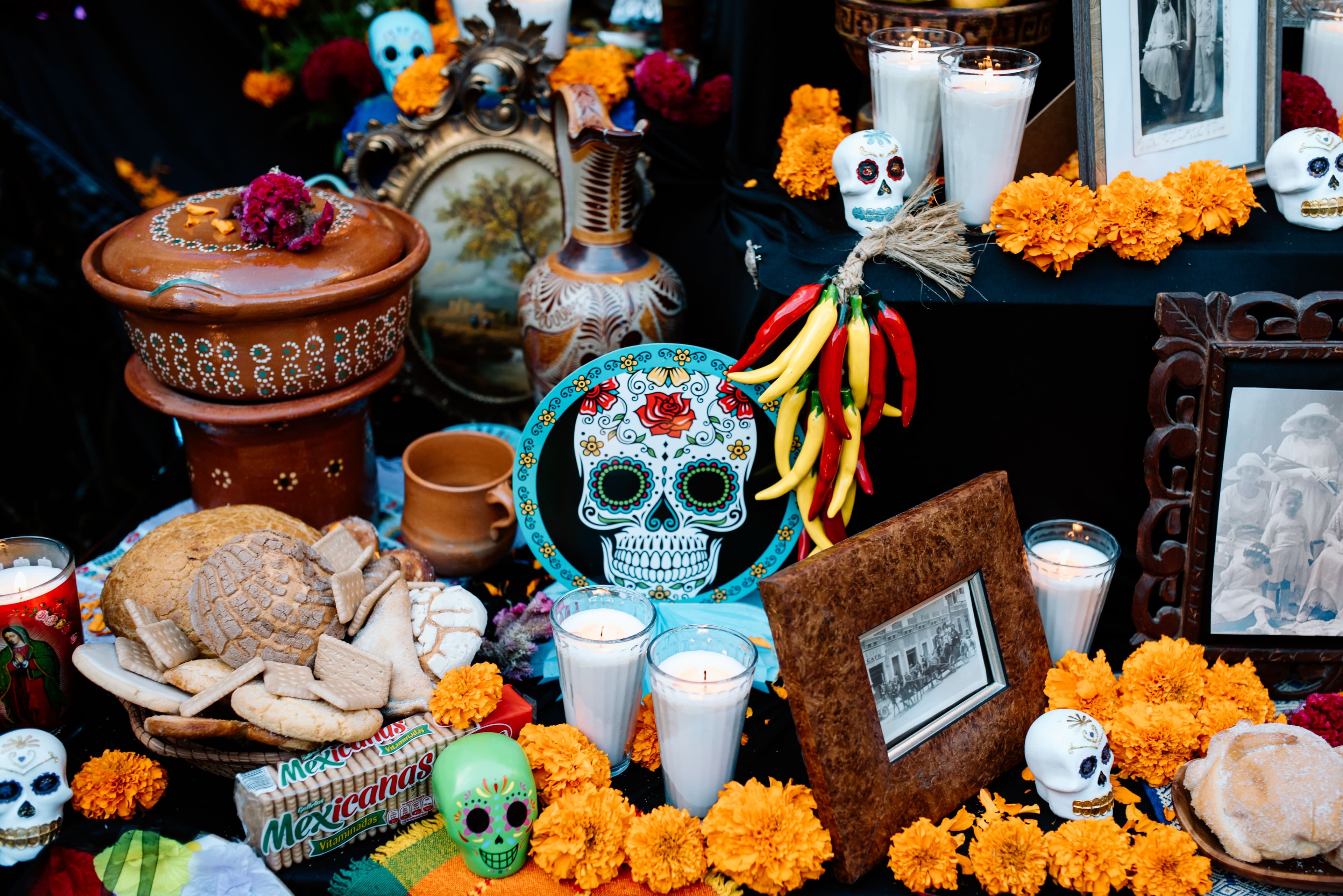 Día de los Muertos — Mexican Traditions